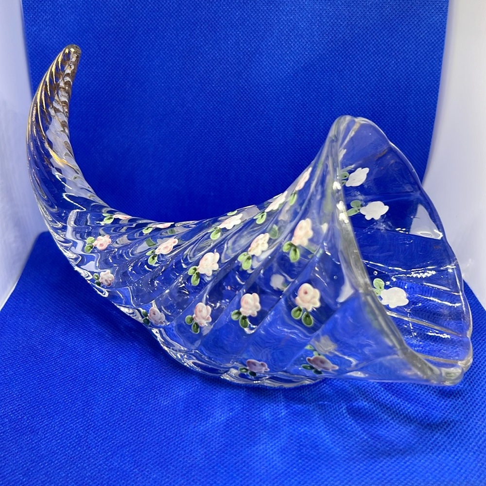 Hand Painted Glass Cornucopia Centerpiece